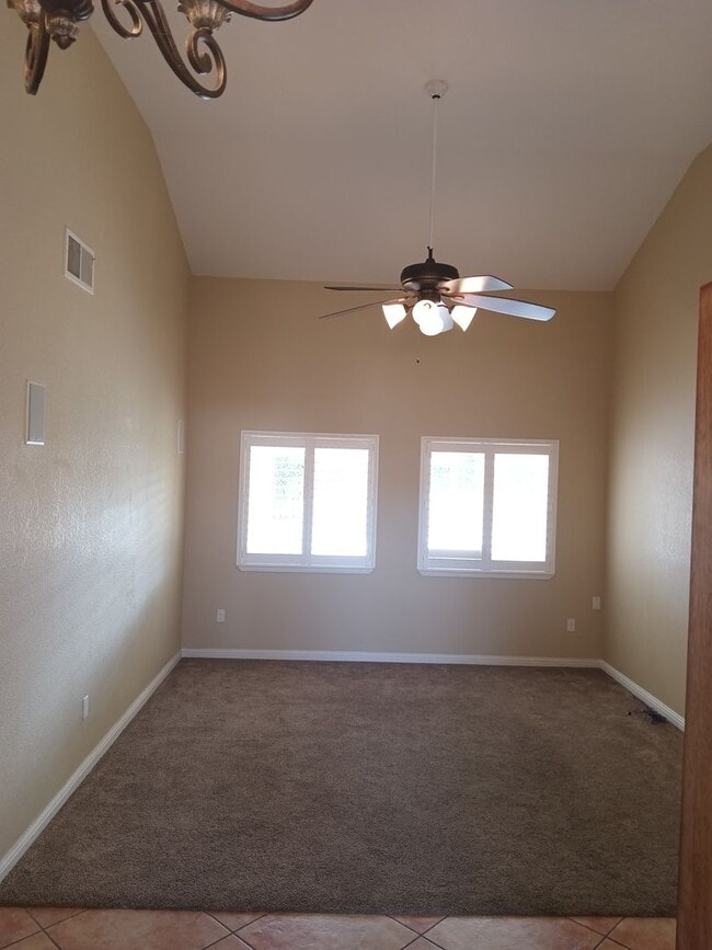 Building Photo - Charming 4-Bedroom Home in Quiet Cul-de-Sa...