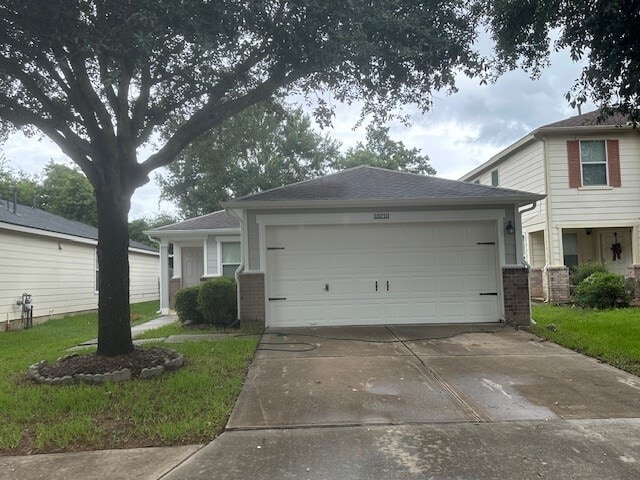 Foto principal - 18210 Valebluff Ln