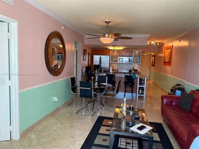 Foto del edificio - 185 SW 7th St