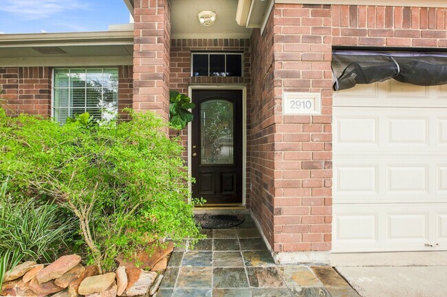 Foto del edificio - 2910 Green Valley Trail Dr
