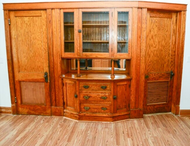 Foto del edificio - 2318 S Marshall Blvd