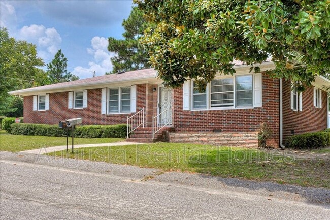 Building Photo - 16 Burkett Dr