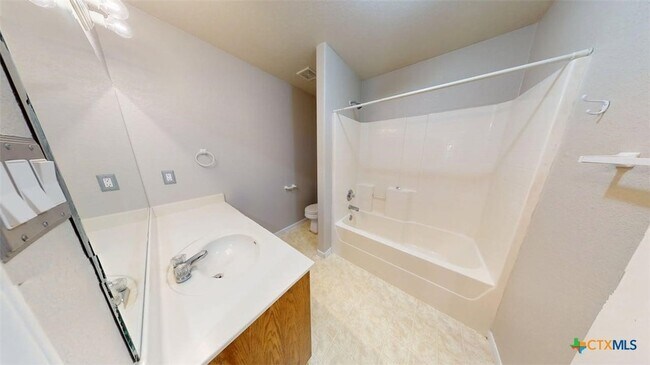 Foto del edificio - 106 Cedar Ridge Dr