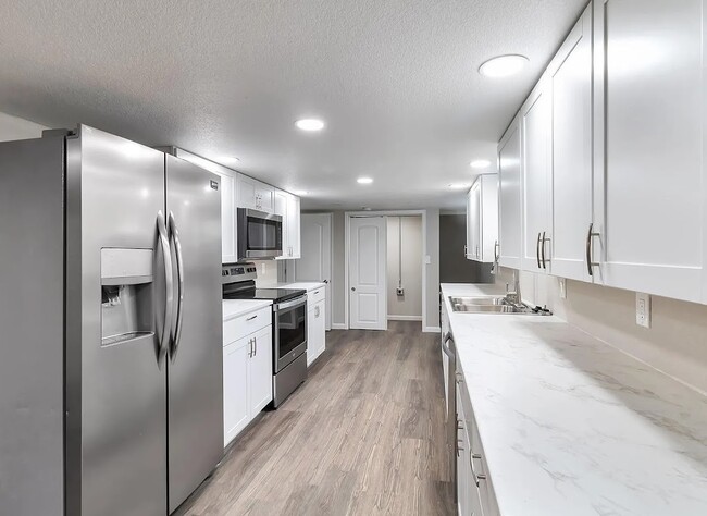 Photo - 4344 Upham St House