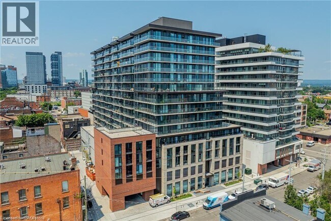 Photo du bâtiment - 1 Jarvis St