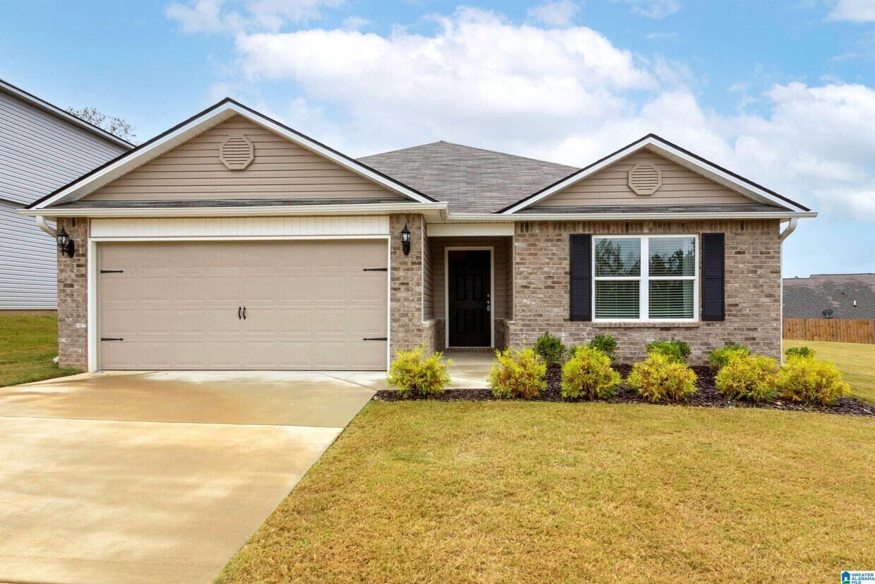 Primary Photo - 140 Highland View Dr