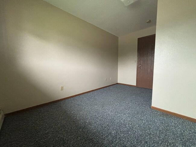 Foto del edificio - 500 12th St S