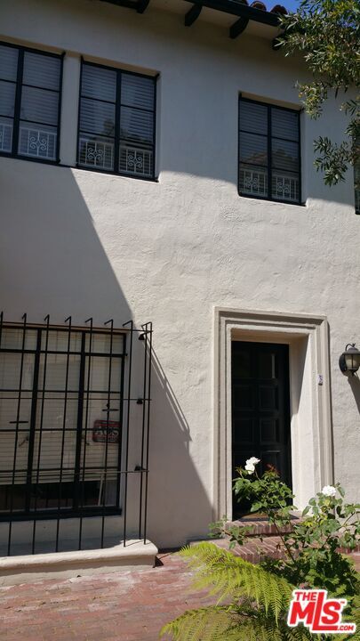Foto del edificio - 10840 Lindbrook Dr