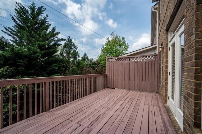 Foto del edificio - 2006 Manchester Way