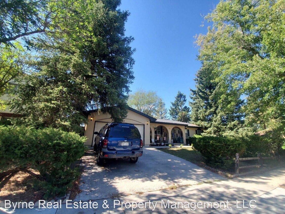 Primary Photo - 5 br, 3 bath House - 5023 Palmer Park Blvd