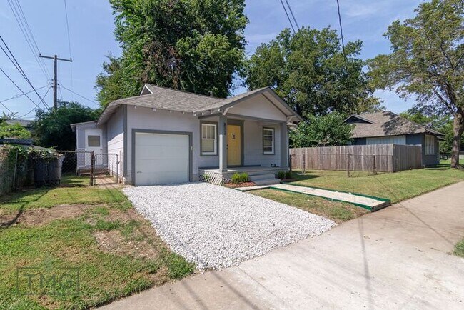 Foto del edificio - NEWLY REMODELED! Bungalow in the heart of KW!