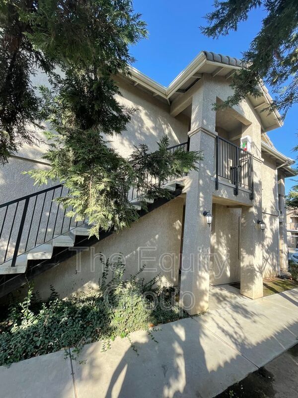 Building Photo - 2914 N Zachary St