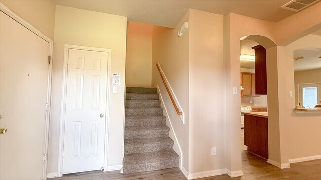 Foto del edificio - 5127 Prosperity Cir