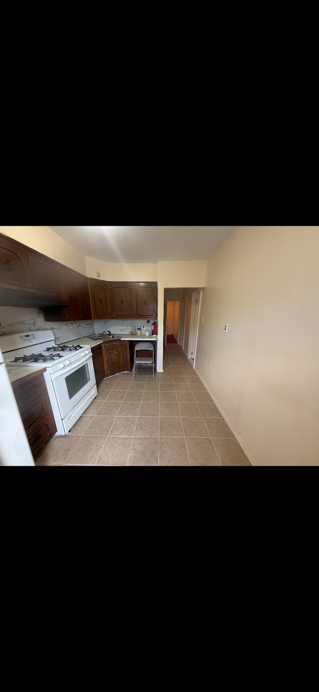 Foto del edificio - 1898 Schenectady Ave