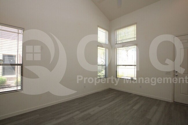 Building Photo - 42424 N Gavilan Peak Pkwy