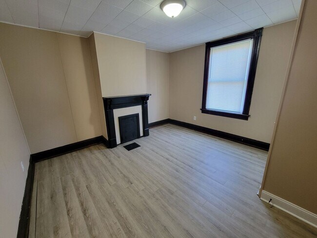 Foto del edificio - 711 Cleveland Ave 3BR/1BA (Hamilton)