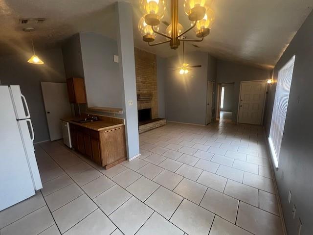 Foto del edificio - 22407 Tree House Ln