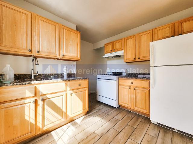 Foto del edificio - 2 bedroom in BRONX NY 10461