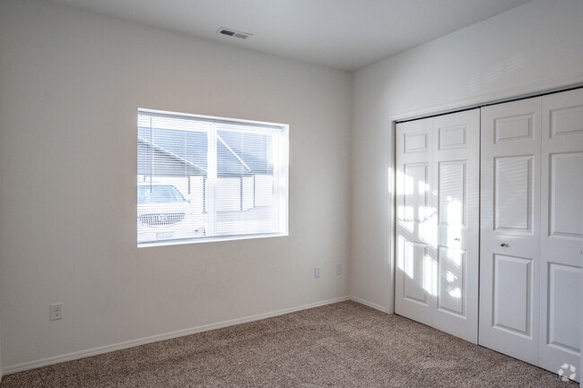 1BR, 1BA - 772SF - Primary Bedroom - The Altitude Flats