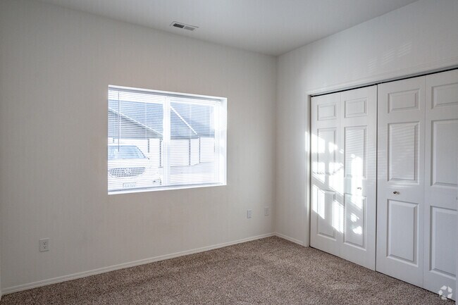 1BR, 1BA - 772SF - Primary Bedroom - The Altitude Flats