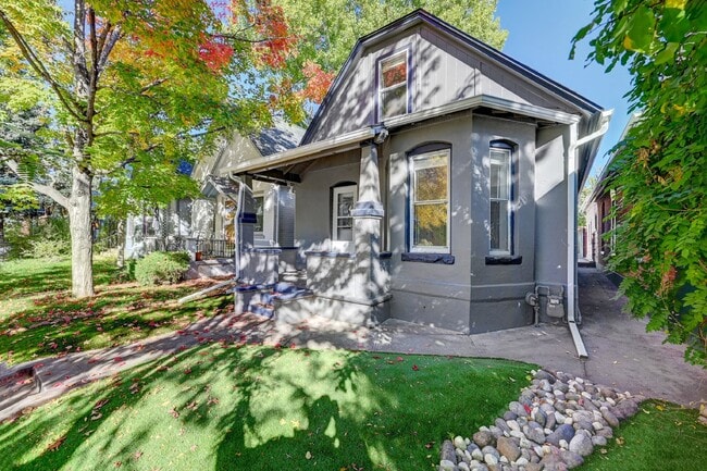 Photo - $2,995.95- 3 Bed, 2 Bath Home in Highlands Ranch with In Unit Laundry!