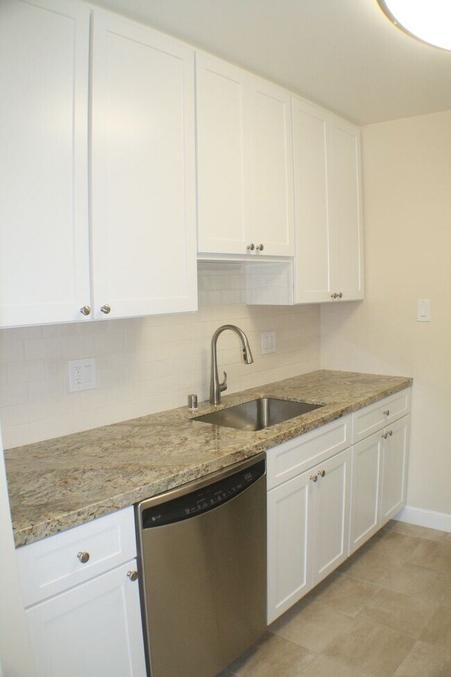 Foto del edificio - Stunning, large 1 bedroom at Woodlake