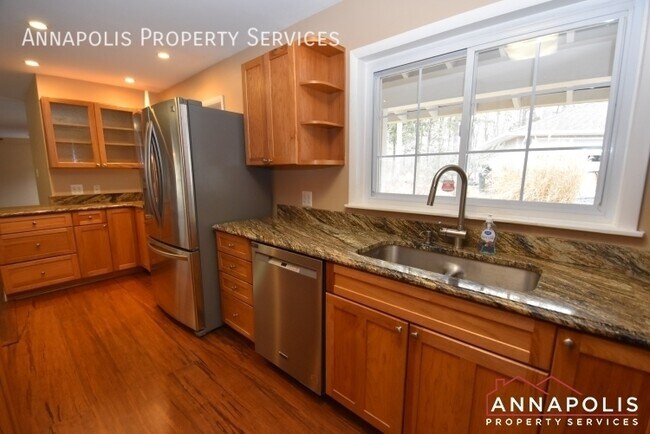 Foto del edificio - 3920 west shore drive