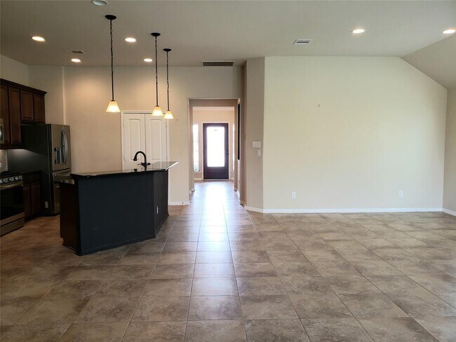 Building Photo - 222 Conchola Ln
