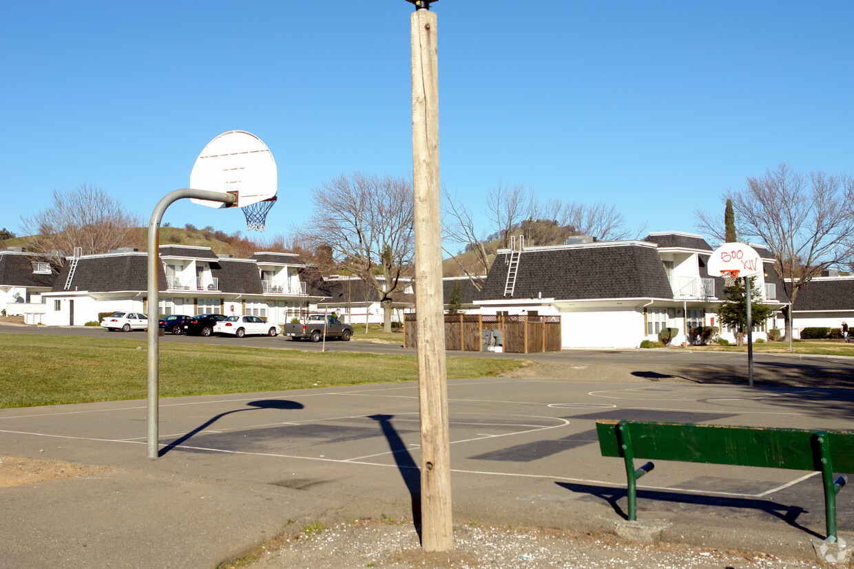 Foto del edificio - Vacaville Meadows Apartments