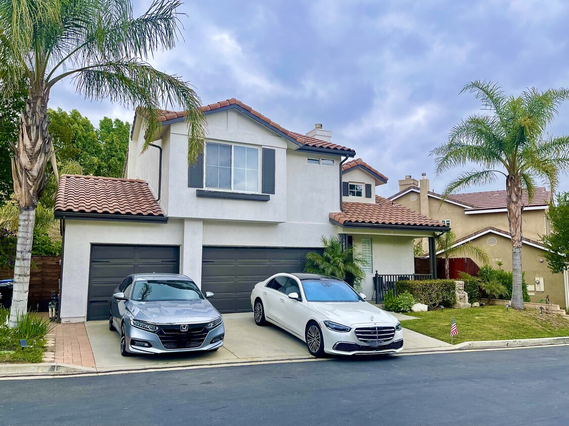 Primary Photo - 13550 Via Santa Maria