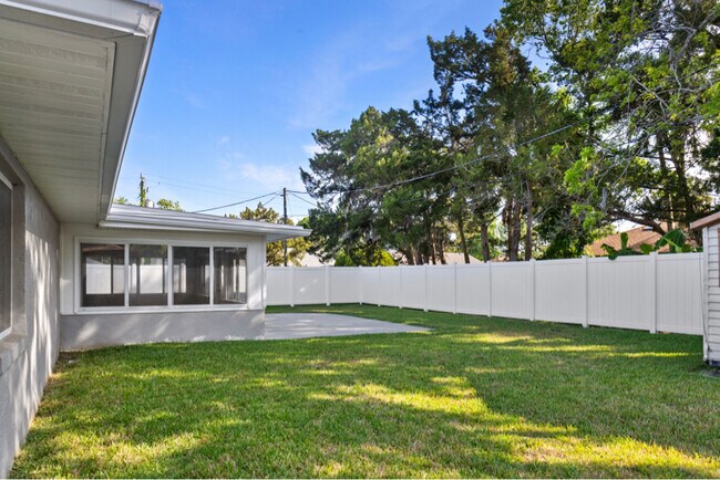 Foto del edificio - 807 Scrub Oak St