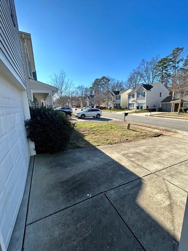 Photo - 5628 Idlewild Rd N House