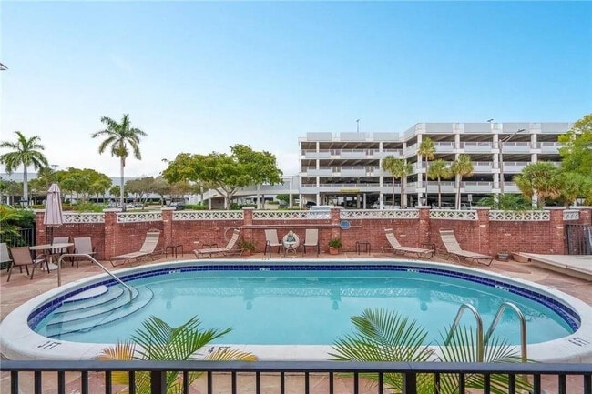 Foto del edificio - 2424 NE 9th St