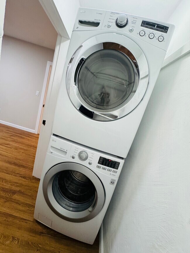 Foto del edificio - 49 Lawrence St