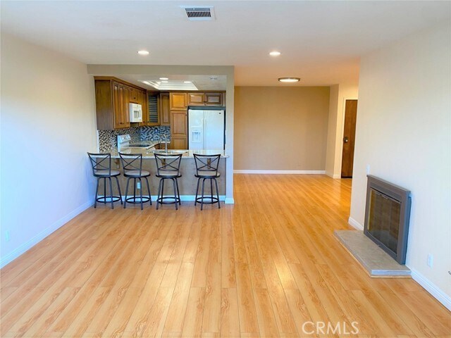 Foto del edificio - 4111 Apricot Dr