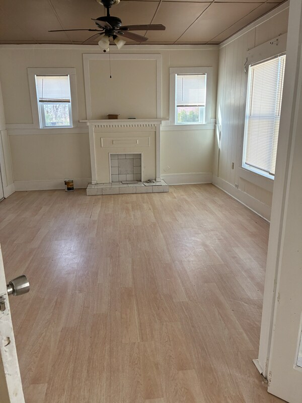 Building Photo - 607 9th Ave