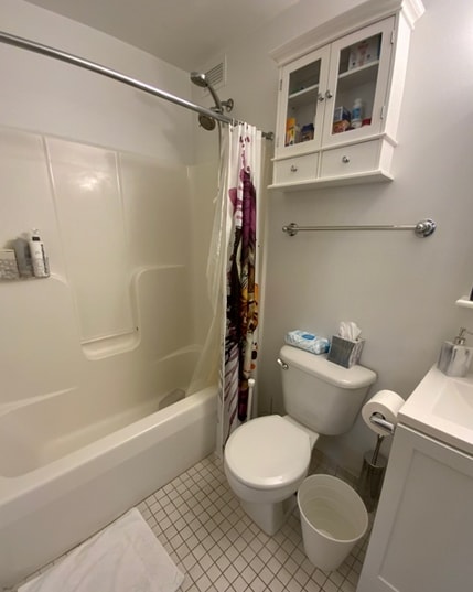 Building Photo - 636 Beacon St