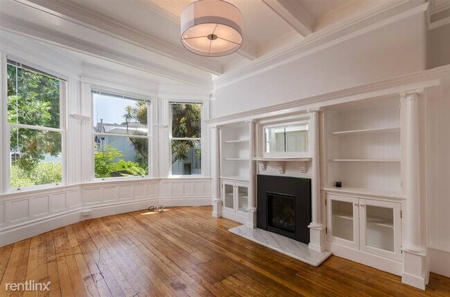 Building Photo - 640 Ashbury St