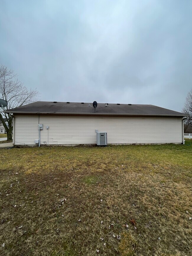 Building Photo - 10856 Orchard Valley Way