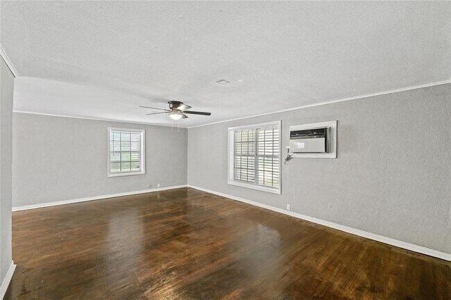 Foto del edificio - 805 Hathaway St