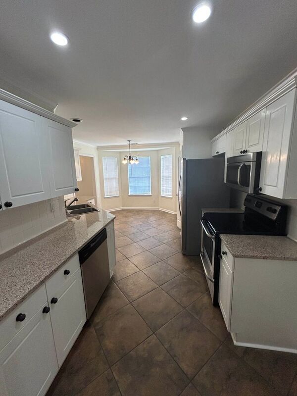 Foto del edificio - 8052 Rockhampton Cir