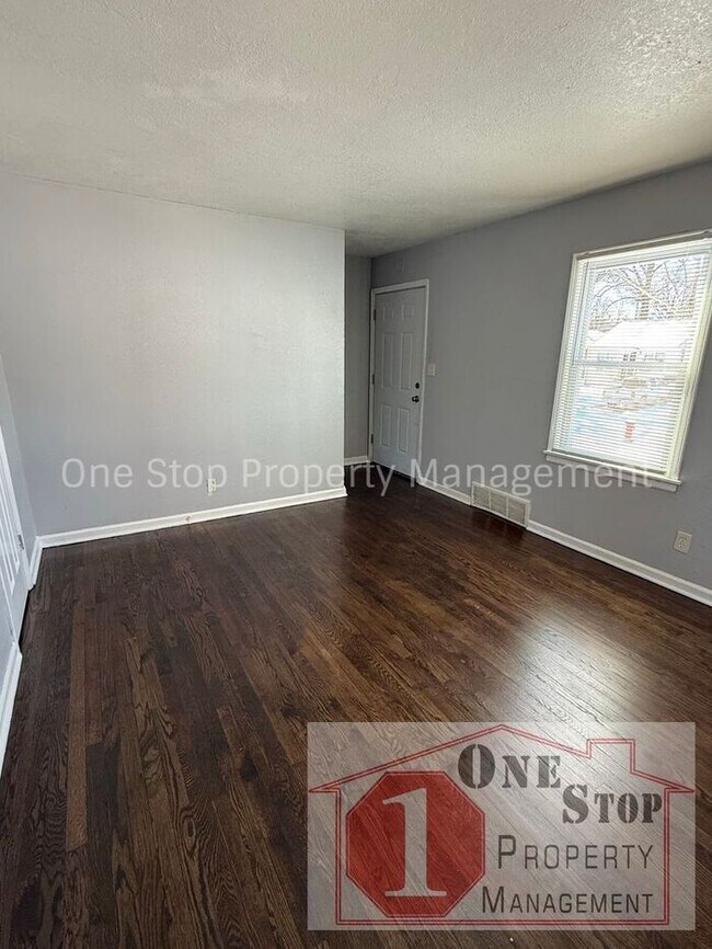 Foto del edificio - Beautiful 2 Bedroom 1 Bathroom in Kansas City!