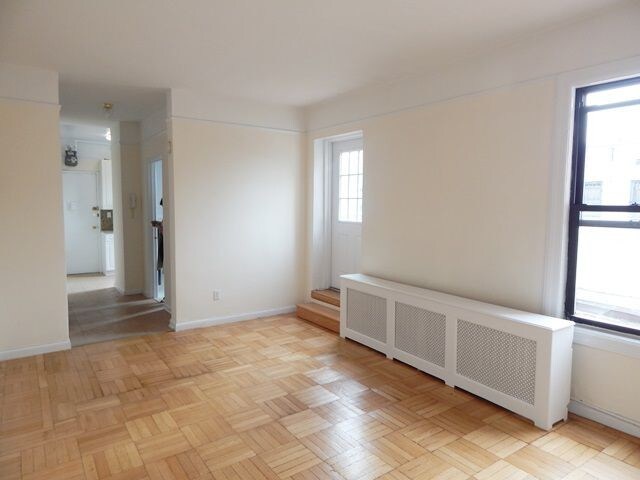 Foto principal - 255 W 88th St