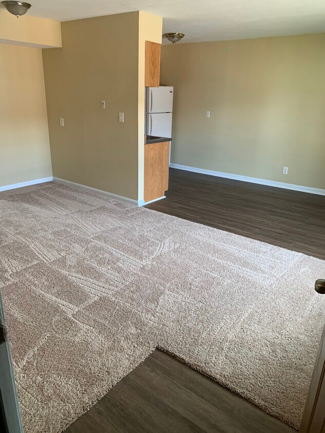 Foto principal - 300 S Morrison Ave