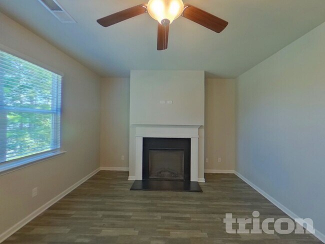 Foto del edificio - 7218 Sanctuary St