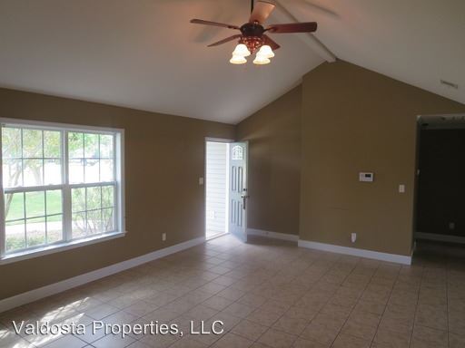 Foto del edificio - 5302 Vine Dr