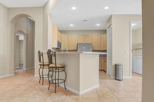 Foto del edificio - 6731 Southport Dr