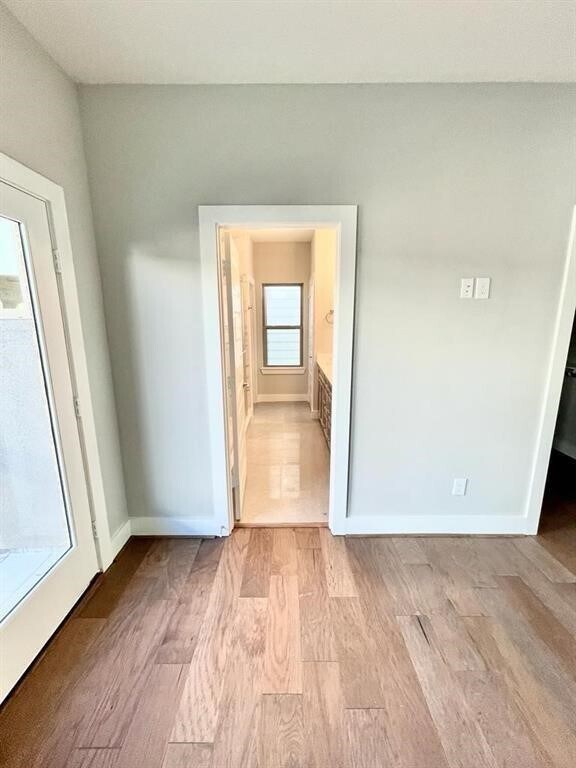 Foto del edificio - 803 Thornton Rd