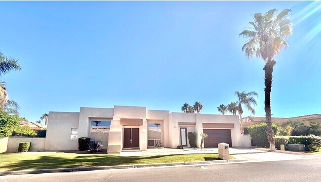 Foto del edificio - 75940 Nelson Ln