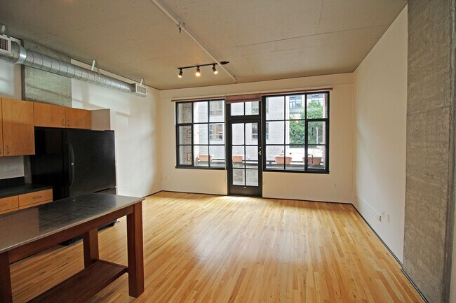 Foto del edificio - 408 NW 12th Ave